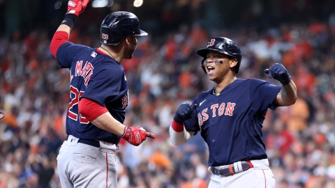 Latinos hacen historia con los Red Sox