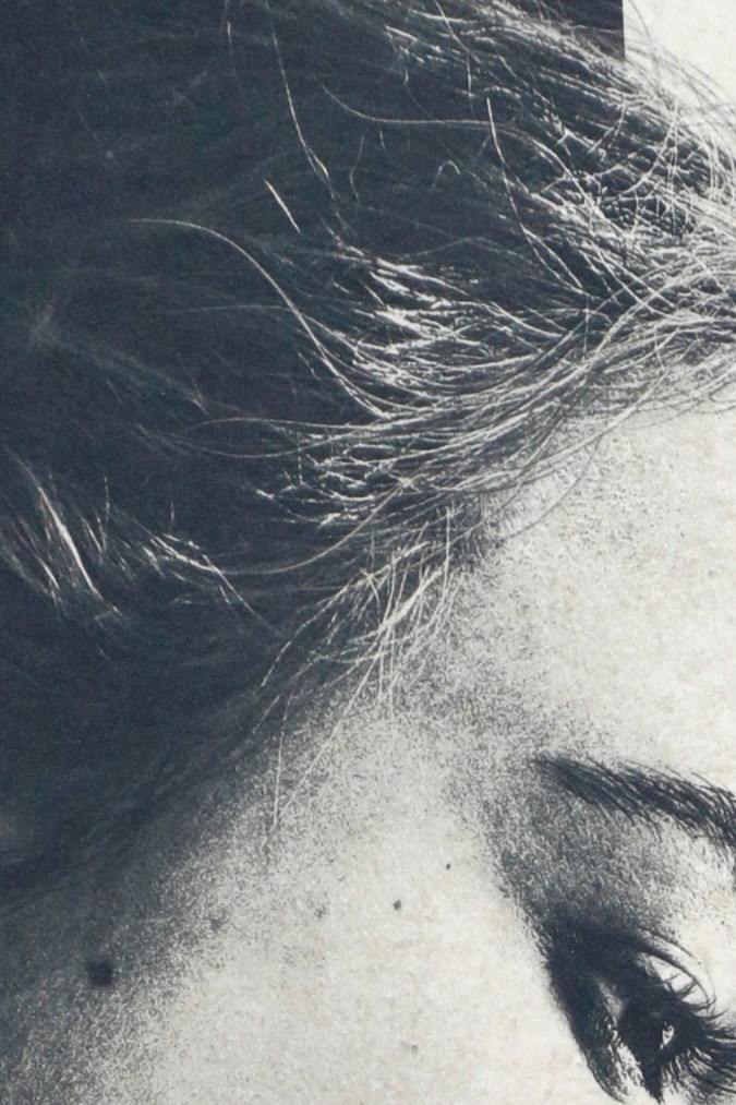 Jennifer Lopez presume de lado su retaguardia y acalora las redes sociales.