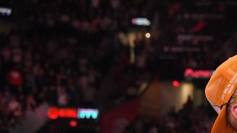 Paul solo tiene cuatro peleas de exhibición en su carrera.
