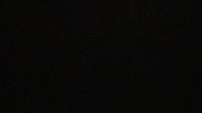 Hombre muere tras saltar a los rieles del metro de Nueva York en hora pico