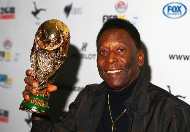 Hija de Pelé desmintió a quienes afirmaron que su padre tenía nuevos tumores