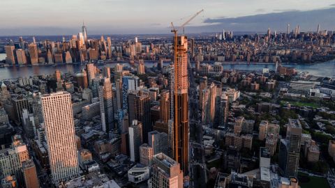 La Torre de Brooklyn está en la fase final de su construcción.