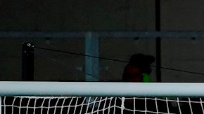 Yotún falló un penal que pudo darle el empate a Perú en Buenos Aires.