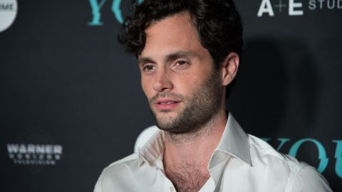 El actor Penn Badgley