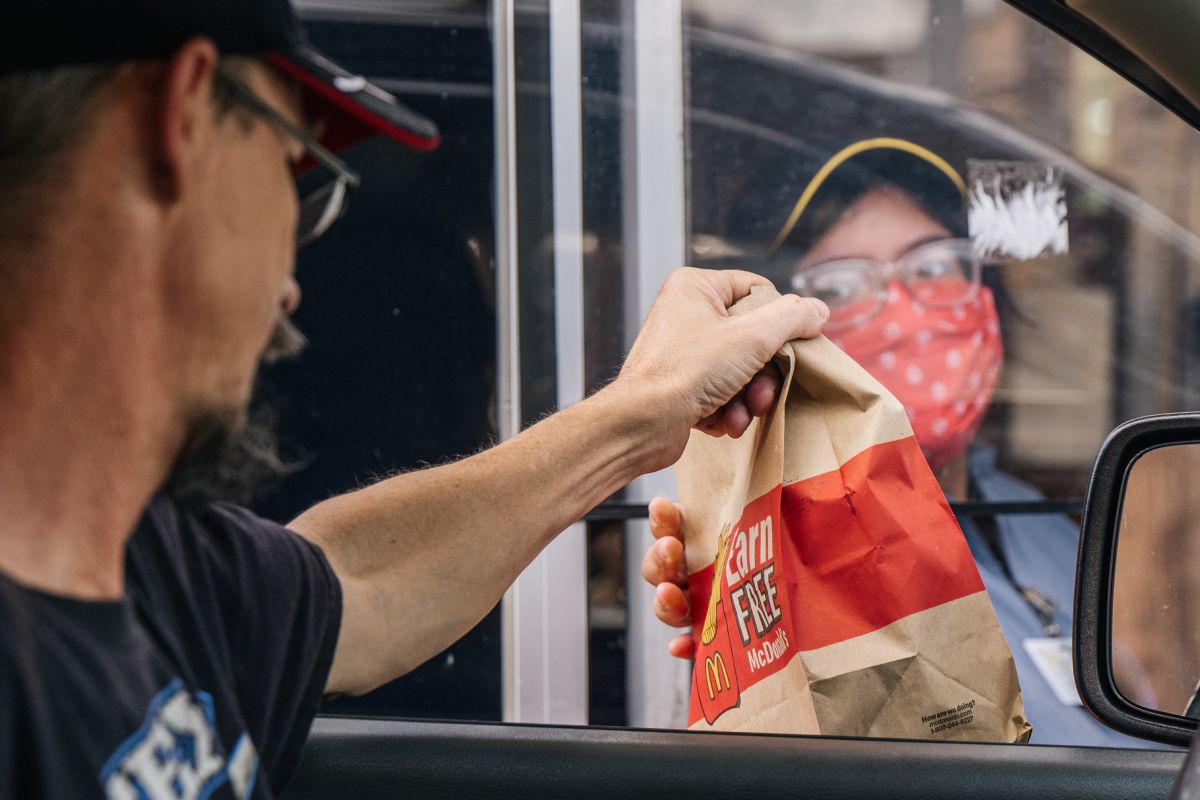 some-us-cities-prohibit-the-installation-of-new-fast-food-drive-thrus