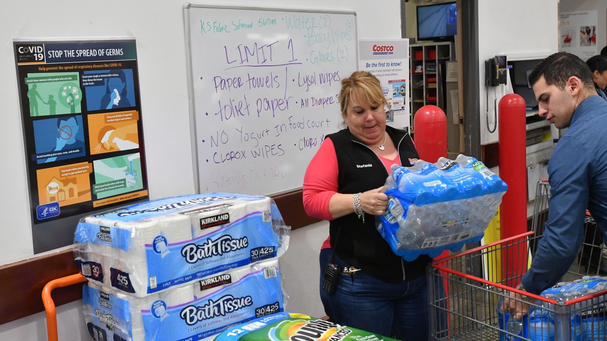 Costco increases its starting wages to 17 an hour American Post