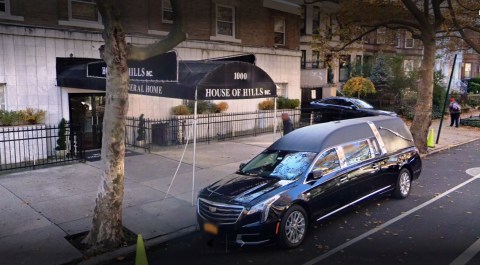 Funeraria en 1000 St Johns, Brooklyn, NYC.