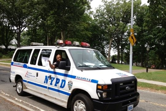 Un niño de 12 años fue arrestado por realizar ataques antisemitas en Queens