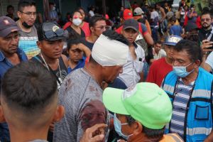 Ya son menos de 1,000 los integrantes de caravana migrante en México; cansancio, incidentes violentos y tarjetas de visitante son parte de las razones