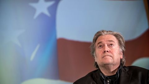 Bannon, acusado de desacato ante Justicia por desobedecer al Congreso de EEUU
