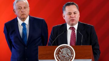 Titular de Inteligencia Financiera de México renuncia tras polémica por boda.