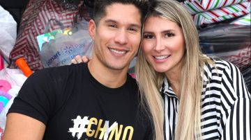 Chyno Miranda junto a su ahora ex esposa, Natasha Araos.