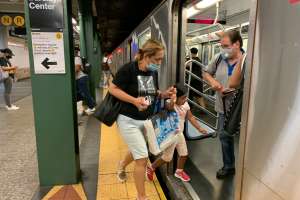 'Choque de trenes' por aumento de tarifas del Subway de Nueva York para el 2022