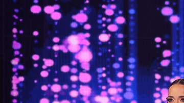 Adamari López, Toni Costa y Alaïa en 'Así Se Baila'