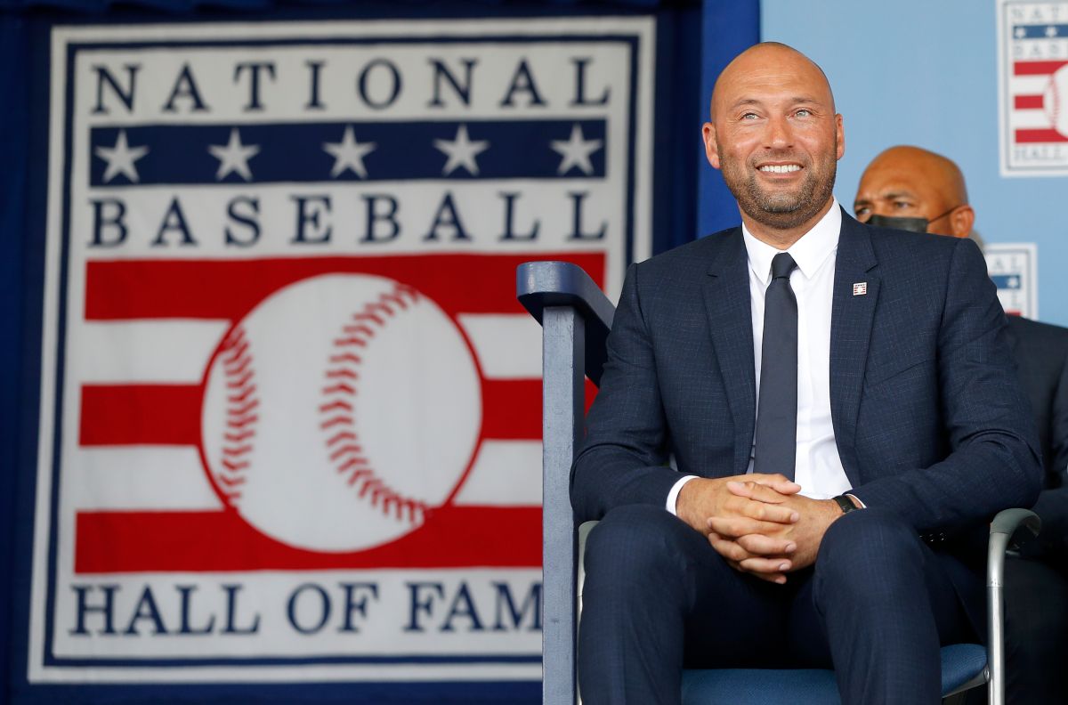 Captain America spoke Derek Jeter responded to Carlos Correa for