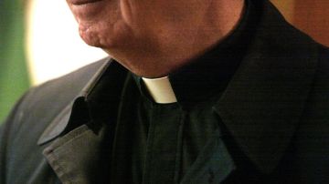 Un sacerdote católico de Providence enfrenta cargos por pornografía infantil
