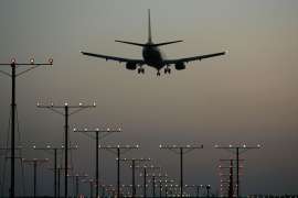 EE.UU. registra la semana con más tráfico aéreo desde el inicio de la pandemia