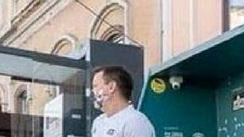 Sólo es necesario ponerse frente al sensor de las máquinas y hacer 20 sentadillas.