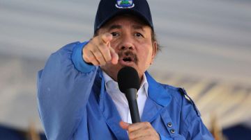 Nicaraguan President Daniel Ortega, speaks to supporters during a rally marking the 40th Anniversary of the National Palace's takeover by the Sandinista guerrillas prior to the triumph of the revolution, in Managua on August 22, 2018. (Photo by INTI OCON / AFP) (Photo by INTI OCON/AFP via Getty Images)