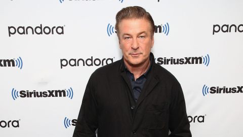 La hija de Alec Baldwin asegura que el actor ha recibido amenazas