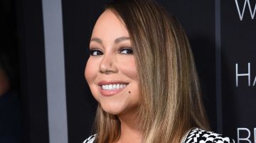 La cantante adaptará su libro 'The Meaning of Mariah Carey' a una serie de televisión.