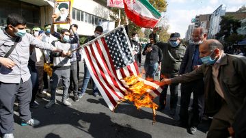 IRAN-US-EMBASSY-DEMO