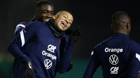 Kylian Mbappé con Francia