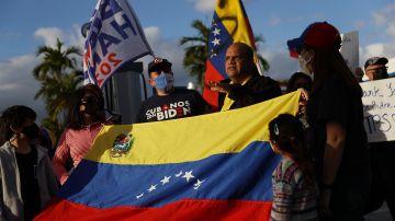 La Administración Biden estableció TPS para venezolanos que estuvieran en EE.UU. antes de marzo del 2021.