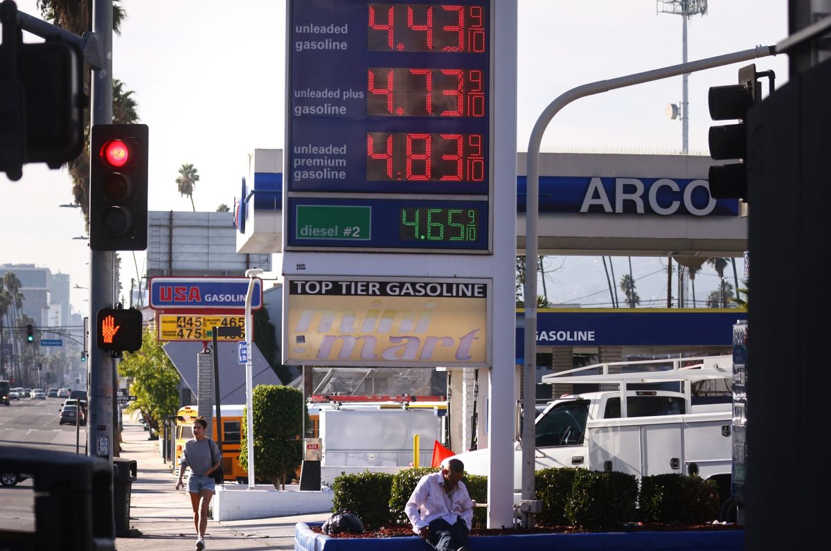 El costo de la gasolina se ha disparado en varias entidades de EE.UU.