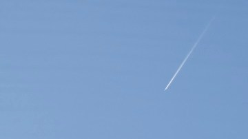 Este martes una persona disfrazada del proyecto de ley de la agenda Build Back Better acudió al Congreso.