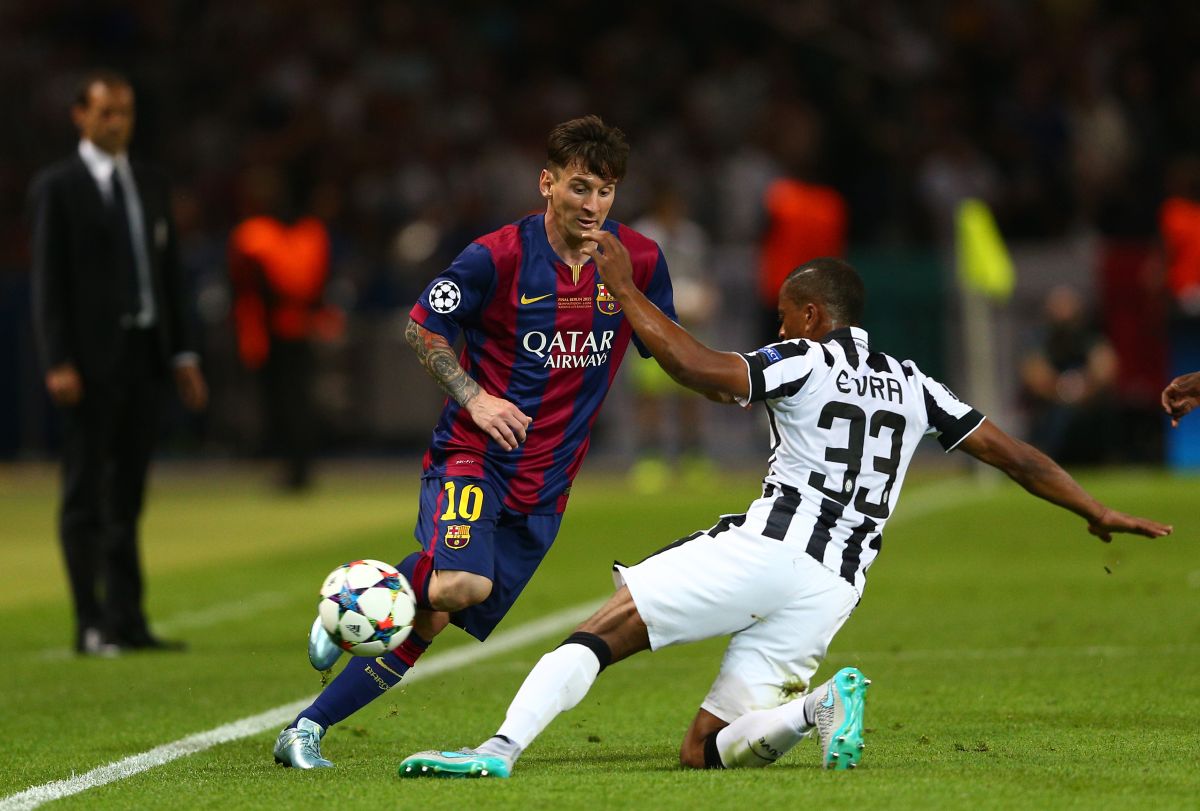 Evra enfrentó a Messi en la final de la Champions 2014/15.