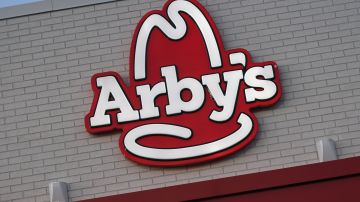 Arby’s anuncia que venderá vodka con sabor a papas fritas