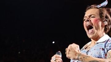 "Tendría que estar enferma": Laura Zapata genera polémica tras comentario hacia Harry Styles en vestido.