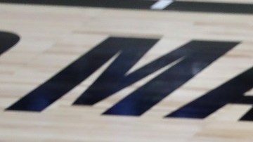 Dallas Mavericks v Sacramento Kings