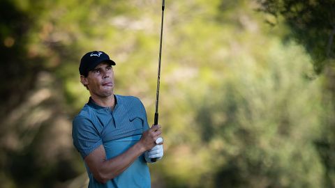 Rafa Nadal cambió el tenis por el golf durante un día