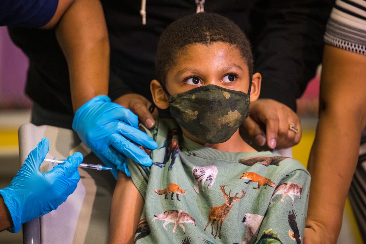 Con el nuevo plan, SOMOS y la Ciudad esperan vacunar a más niños de las minorías en NYC.