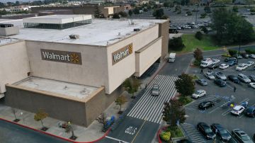 Contra la inflación, Walmart: el favorito de los consumidores que buscan precios bajos