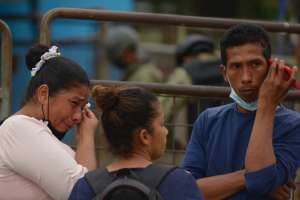 VIDEO: Al menos 34 cuerpos de reos asesinados en cárcel de Ecuador han sido identificados