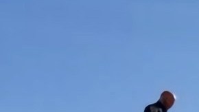 Agentes fronterizos rescatan a diez mexicanos atrapados en un vagón de grano