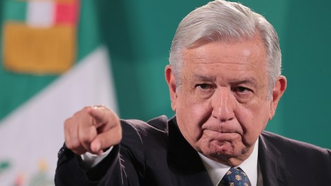 AMLO.