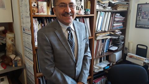 Guillermo Chacón, presidente de la Comisión Latina sobre el SIDA.