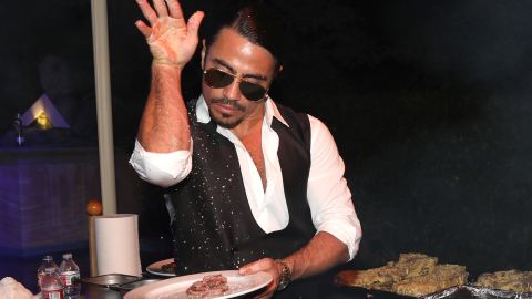 salt-bae-chef-de-sushi