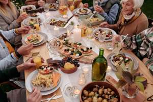 COVID: 6 recomendaciones de los CDC para no contagiarse en Thanksgiving