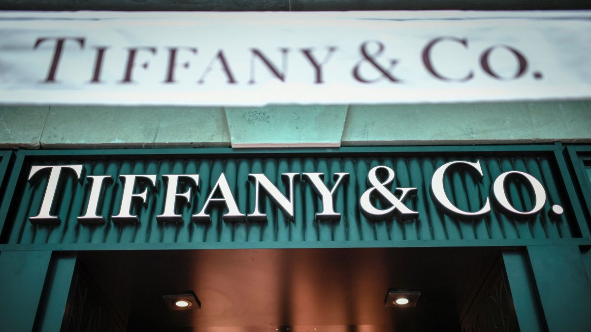 Tiffany se suma a las empresas que desaprueban los ataques de Rusia a Ucrania.