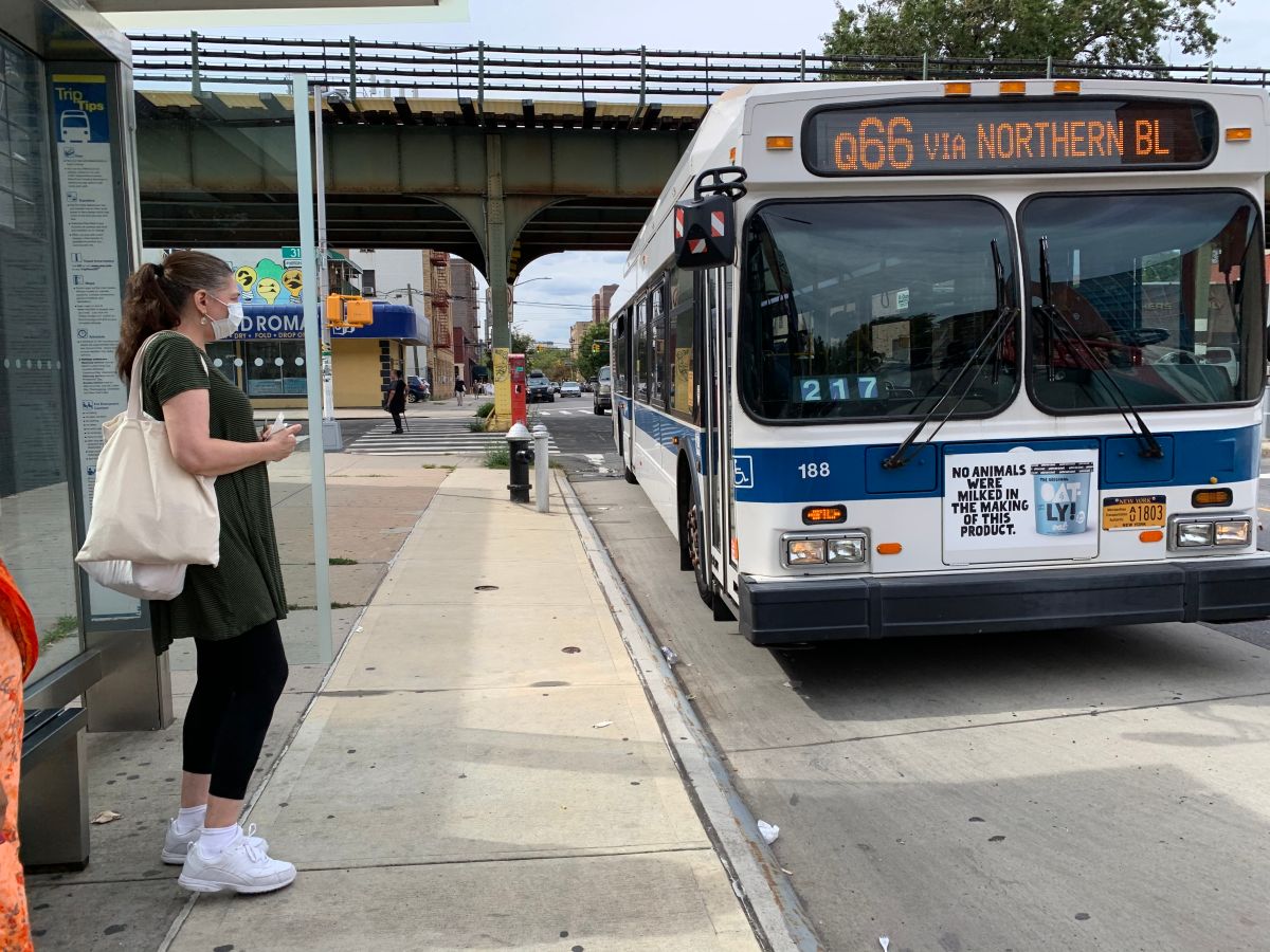 Una de las quejas grandes ha sido la falta de reformas a las vías de autobuses en NYC