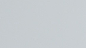 Soldados del ejército guatemalteco se preparan para recibir los cuerpos de 15 migrantes fallecidos en el accidente vial en Chiapas