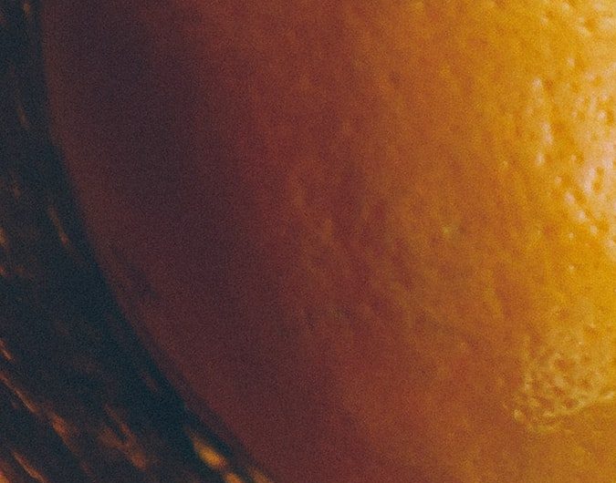 Agua con limón en ayunas: el mito que daña tus riñones sin que lo notes