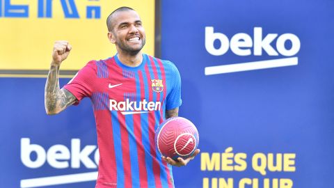 Cafú quiere ver a Dani Alves en Qatar 2022