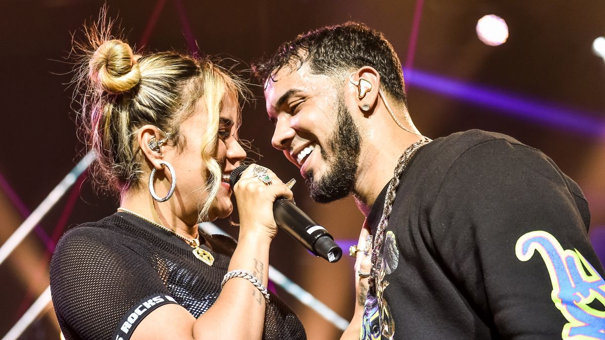 Karol G sang birthday to Anuel after the reunion and the fans ask them to come back