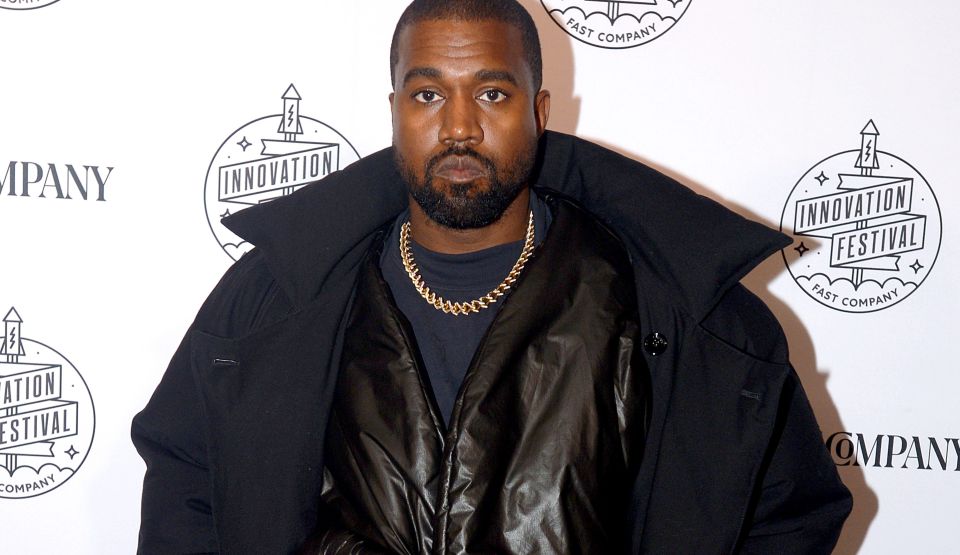 Kanye West stops following his girlfriend Vinetria while trying to get Kim back